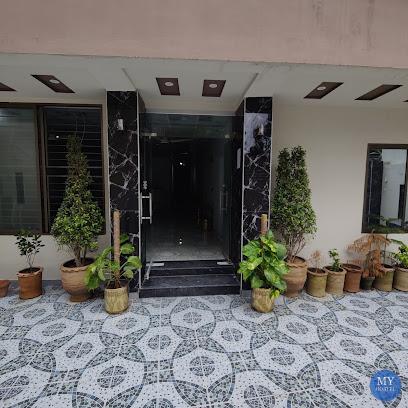 Al Harmain Hostel (Boys)