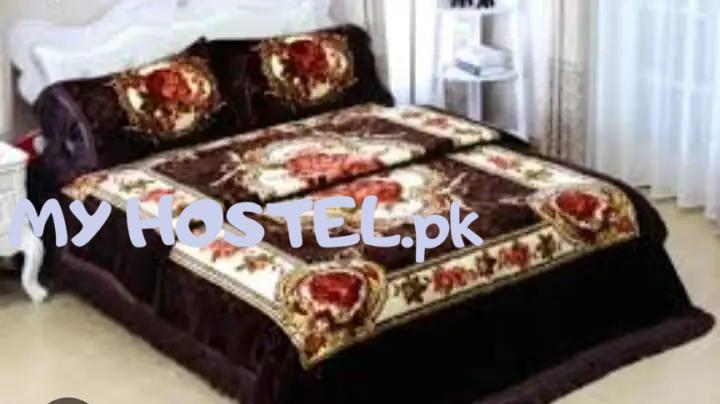 Top Girls Hostel
