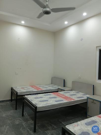 Noor Hostel