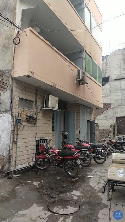 Abdullah Hostel
