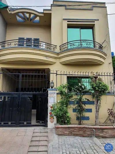 Maryam's Girls Hostel