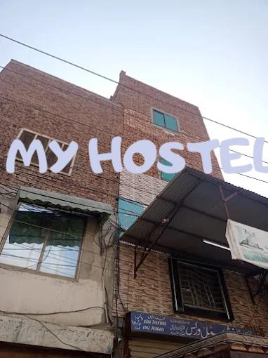 Forever Boys Hostel