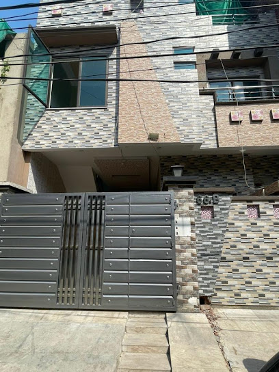 Your Hostel Name