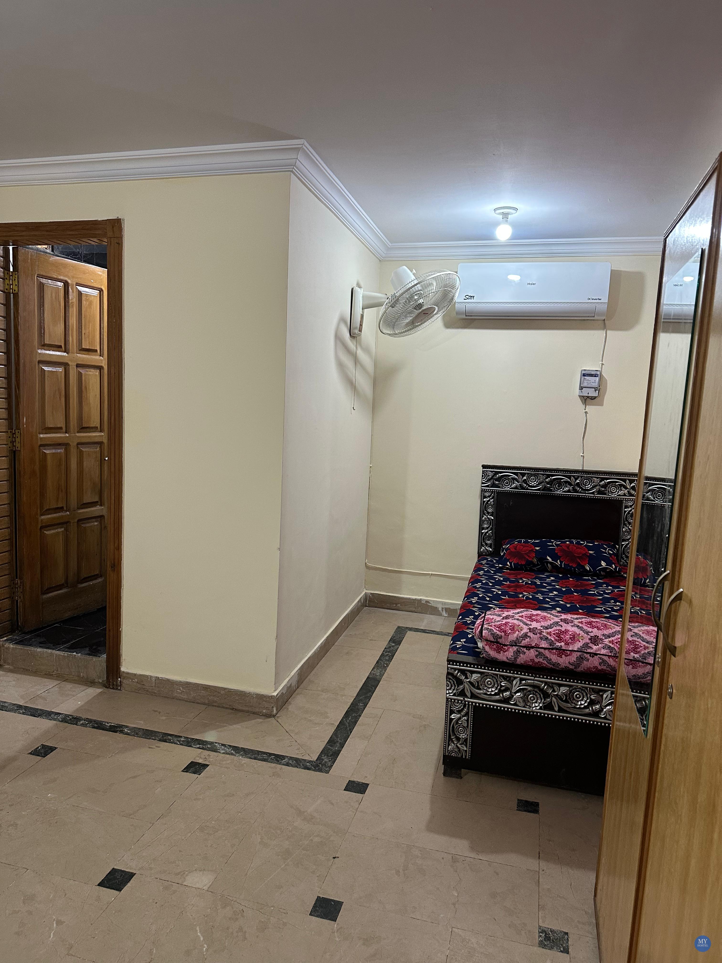 Comfort Residency Group of Hostels Islamabad photo 6