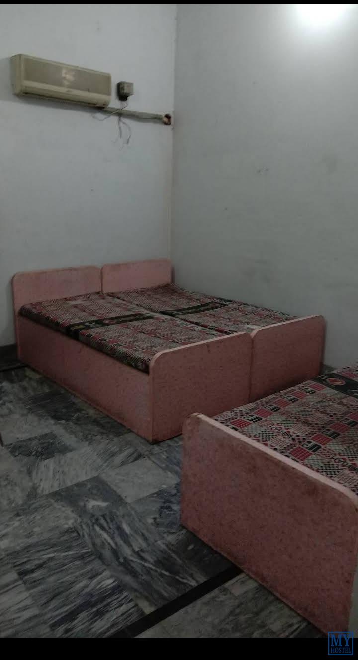 Ideal Girls Hostel photo 9