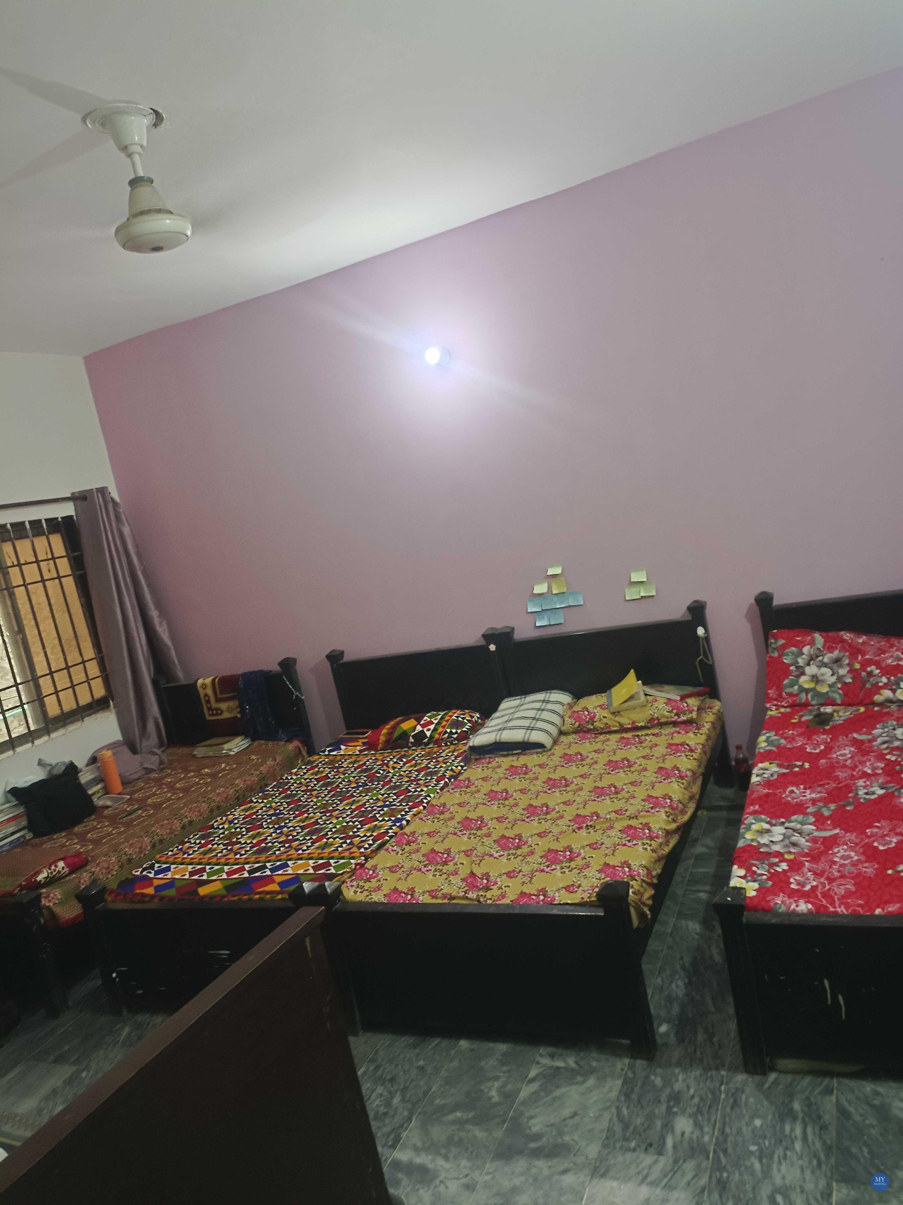 The RYK Girls Hostel photo 11
