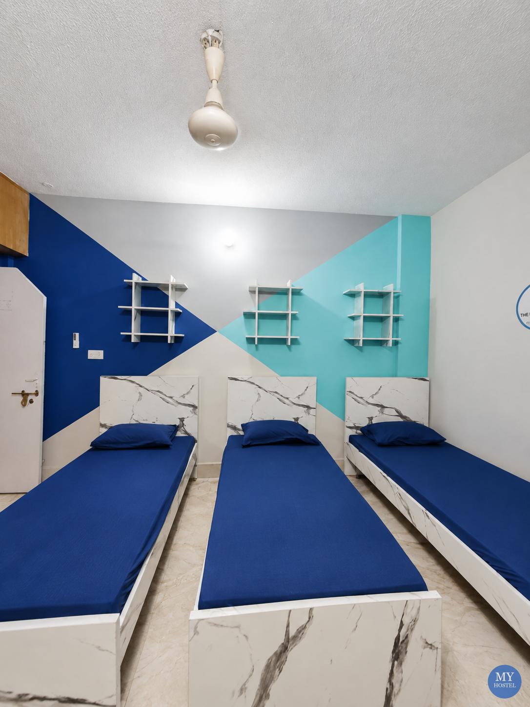 THE UNITED BOYS HOSTEL – NORTH NAZIMABAD — THE UNITED GIRLS HOSTEL – GULSHAN-JOHAR-DHA photo 8