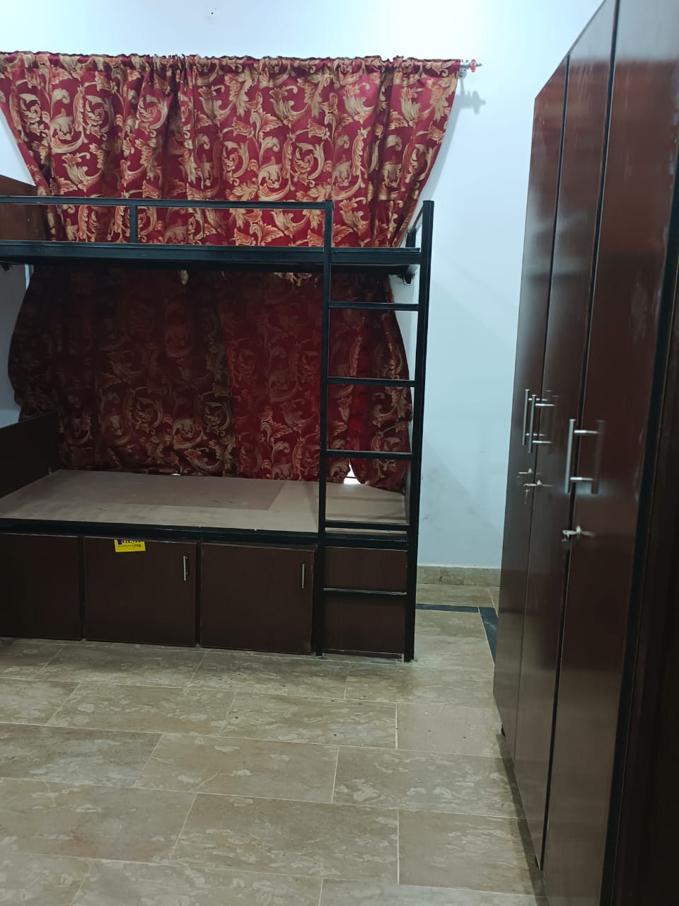 Room 3 — 7 Seater